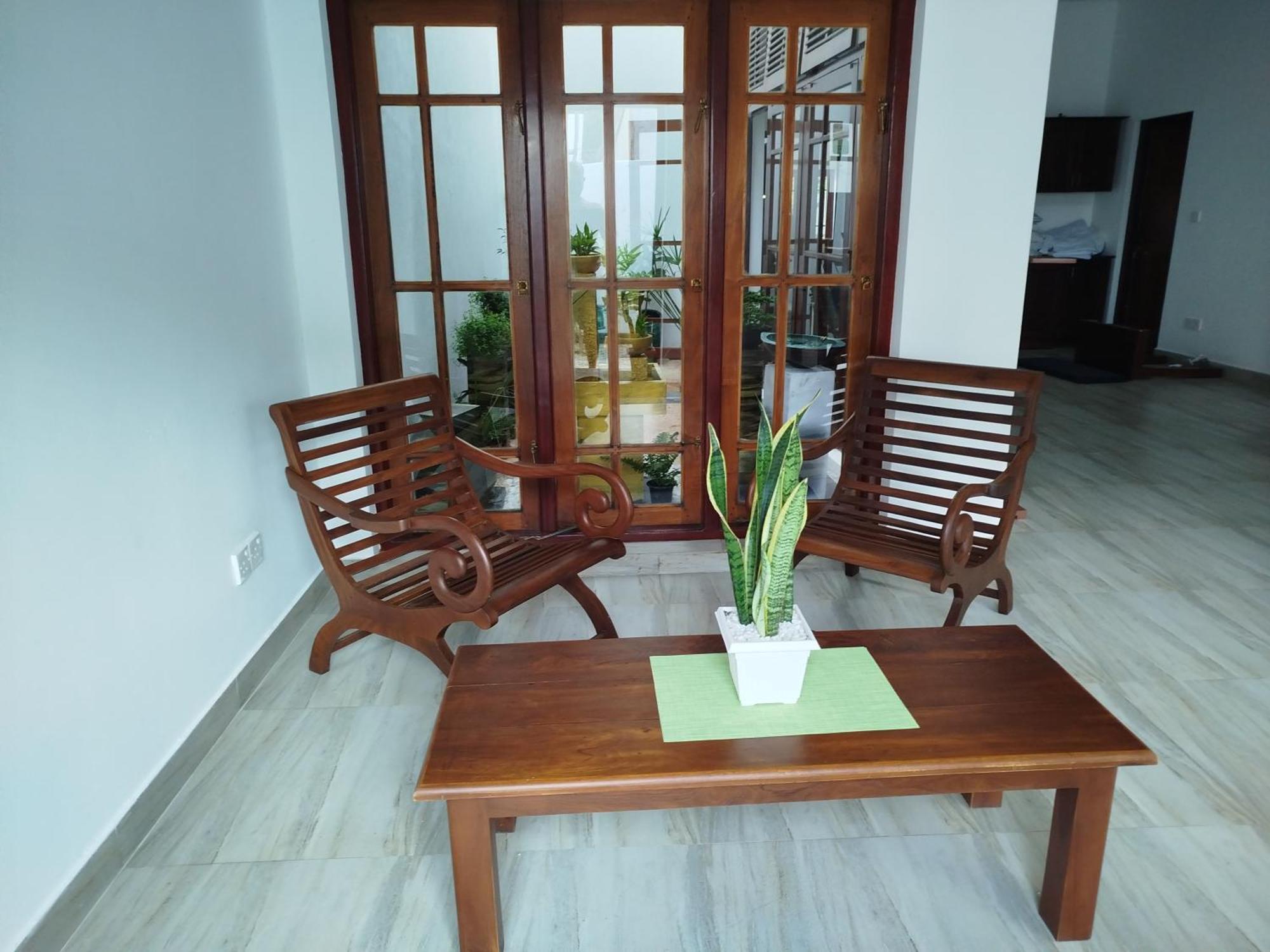 Elzangi Hotel Negombo Exterior foto