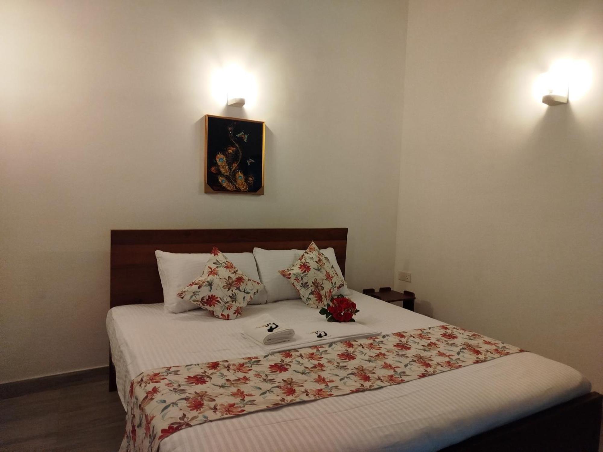 Elzangi Hotel Negombo Exterior foto